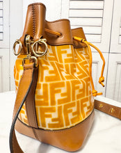 Load image into Gallery viewer, PRELOVED FENDI F is Fendi Grande Mon Tresor Bucket Bag
