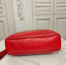 Load image into Gallery viewer, PRELOVED Gucci Soho Bowler Bag
