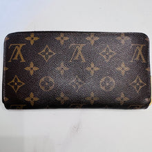 Load image into Gallery viewer, Louis Vuitton Monogram Zippy Wallet
