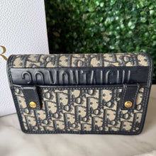 Load image into Gallery viewer, 🎁Black Friday Special🎁CHRISTIAN DIOR 2-in-1 30 Montaigne Pouch
