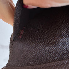 Load image into Gallery viewer, Louis Vuitton Damier Ebene Elise Wallet
