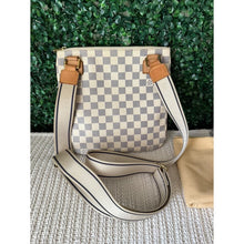 Load image into Gallery viewer, Louis Vuitton Damier Azur Bosphore Pochette
