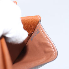 Load image into Gallery viewer, Louis Vuitton Porte Monnaie Plat Card Case
