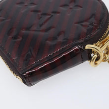 Load image into Gallery viewer, Louis Vuitton Vernis Rayure Coeur Heart Coin Purse
