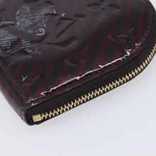 Load image into Gallery viewer, Louis Vuitton Vernis Rayure Coeur Heart Coin Purse
