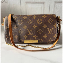 Load image into Gallery viewer, Louis Vuitton Monogram Favorite PM
