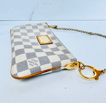 Load image into Gallery viewer, PRELOVED Louis Vuitton Damier Azur Pochette Milla MM
