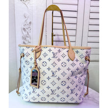 Load image into Gallery viewer, Louis Vuitton Nautical Jaquard Neverfull MM with Pouch
