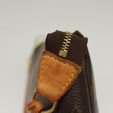 Load image into Gallery viewer, Louis Vuitton Pochette Accessories CA0025
