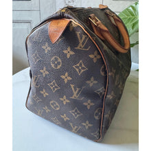 Load image into Gallery viewer, Louis Vuitton Monogram Speedy 30
