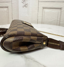 Load image into Gallery viewer, PRELOVED Louis Vuitton Damier Ebene Eva Shoulder Bag
