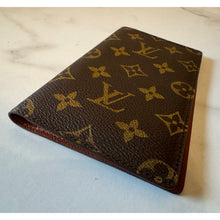 Louis Vuitton Monogram Pocket Agenda Vertical Wallet