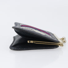 Load image into Gallery viewer, Gucci GG Supreme Vintage Kisslock Coin Purse
