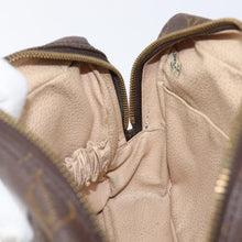 Load image into Gallery viewer, Louis Vuitton Monogram Trousse Toilette 23
