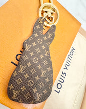 Load image into Gallery viewer, PRELOVED Louis Vuitton Bunny Rabbit Bag Charm
