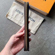 Load image into Gallery viewer, Louis Vuitton Monogram Clemence Wallet Rose Ballerine
