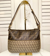 Load image into Gallery viewer, PRELOVED FENDI Mixed Media Shoulder Bag
