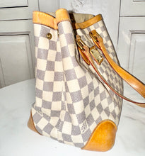 Load image into Gallery viewer, PRELOVED Louis Vuitton Damier Azur Hampstead PM
