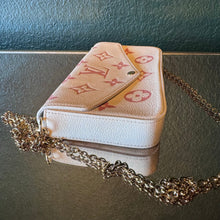 Load image into Gallery viewer, Louis Vuitton Empreinte Monogram Giant By The Pool Felicie Pochette
