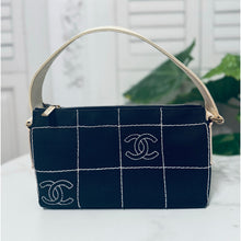 Load image into Gallery viewer, Chanel Canvas Chocolate Bar Shoulder Bag
