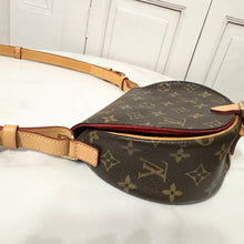 Load image into Gallery viewer, 🎁Black Friday Special🎁Louis Vuitton Monogram Tambourin
