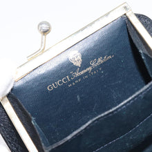 Load image into Gallery viewer, Gucci GG Supreme Vintage Kisslock Coin Purse
