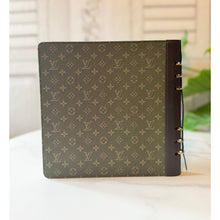 Load image into Gallery viewer, Louis Vuitton Mini Lin Vendredi Agenda Journal
