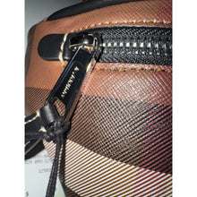 Load image into Gallery viewer, BRAND NEW Burberry Cason Bumbag
