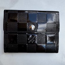 Load image into Gallery viewer, Louis Vuitton Damier Vernis Ludlow Wallet
