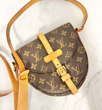 Load image into Gallery viewer, PRELOVED Louis Vuitton Monogram Chantilly PM
