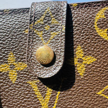Load image into Gallery viewer, Louis Vuitton Monogram French Purse Wallet
