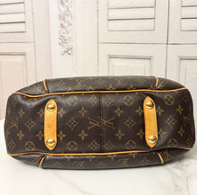 Load image into Gallery viewer, PRELOVED Louis Vuitton Monogram Galliera PM
