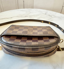 Load image into Gallery viewer, PRELOVED Louis Vuitton Damier Ebene Pochette Ipanema
