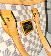 Load image into Gallery viewer, PRELOVED Louis Vuitton Damier Azur Hampstead PM
