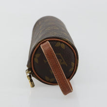 Load image into Gallery viewer, Louis Vuitton Monogram Trousse Ronde 20
