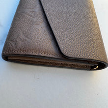 Load image into Gallery viewer, Louis Vuitton Empreinte Sarah Wallet NM Tourterelle
