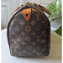 Load image into Gallery viewer, Louis Vuitton Monogram Speedy 30
