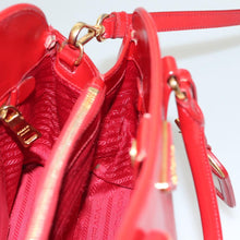 Load image into Gallery viewer, Prada Saffiano Vernice Medium Promenade Tote Rosso
