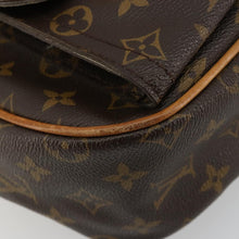 Load image into Gallery viewer, Louis Vuitton Monogram Hudson GM
