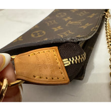 Load image into Gallery viewer, Louis Vuitton Monogram Bucket GM Pouch
