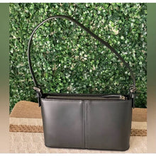 Load image into Gallery viewer, Burberry Black Leather Shoulder Bag
