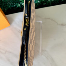 Load image into Gallery viewer, Louis Vuitton Damier Azur Insolite Wallet
