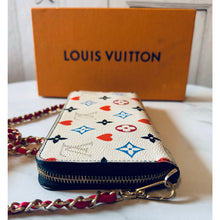 Load image into Gallery viewer, Louis Vuitton Game On Zippy Wallet
