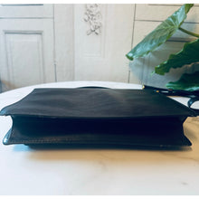 Load image into Gallery viewer, Louis Vuitton Epi Monceau Black
