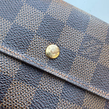 Load image into Gallery viewer, Louis Vuitton Damier Ebene Elise Wallet
