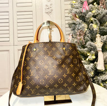 Load image into Gallery viewer, PRELOVED Louis Vuitton Monogram Montaigne MM
