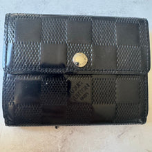 Load image into Gallery viewer, Louis Vuitton Damier Vernis Ludlow Wallet
