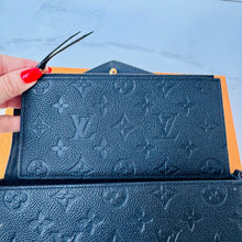 Load image into Gallery viewer, Louis Vuitton Black Empriente Felicie
