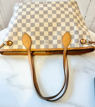 Load image into Gallery viewer, PRELOVED Louis Vuitton Damier Azur Neverfull PM
