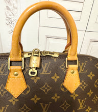 Load image into Gallery viewer, PRELOVED Louis Vuitton Alma PM
